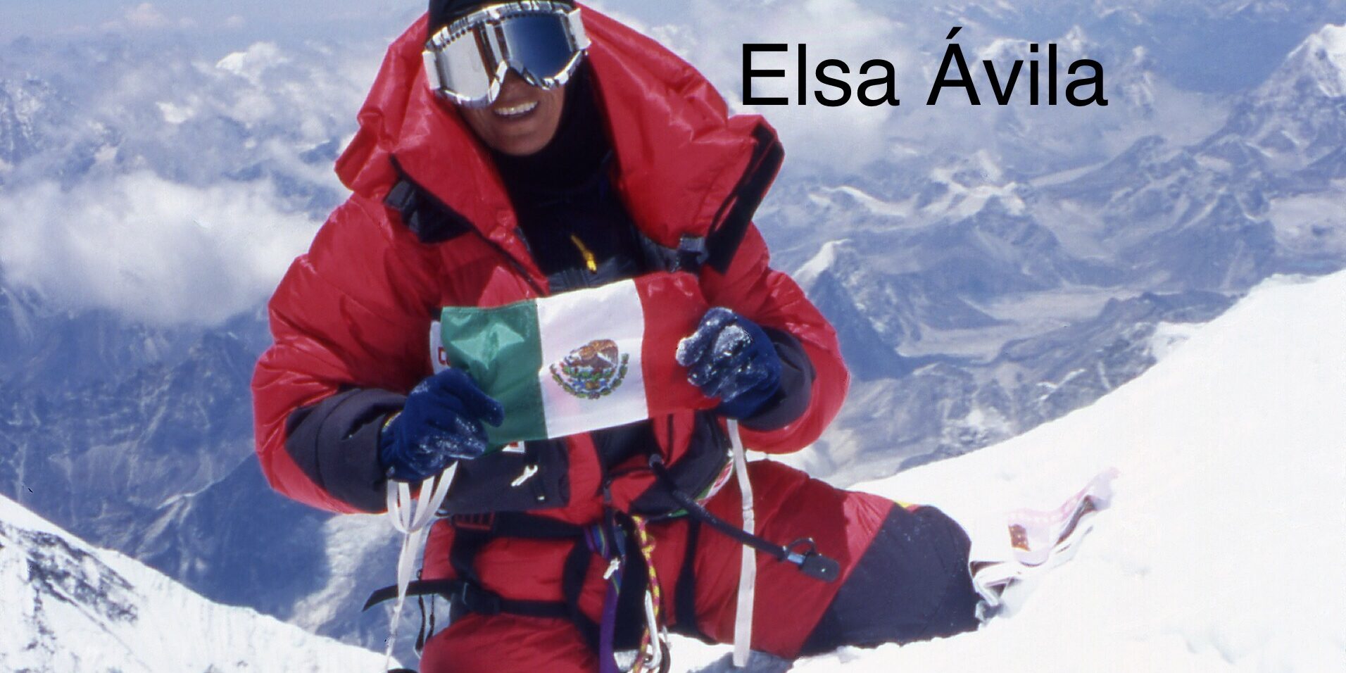 Elsa en cumbre del Everest (hecha por Martin) copy